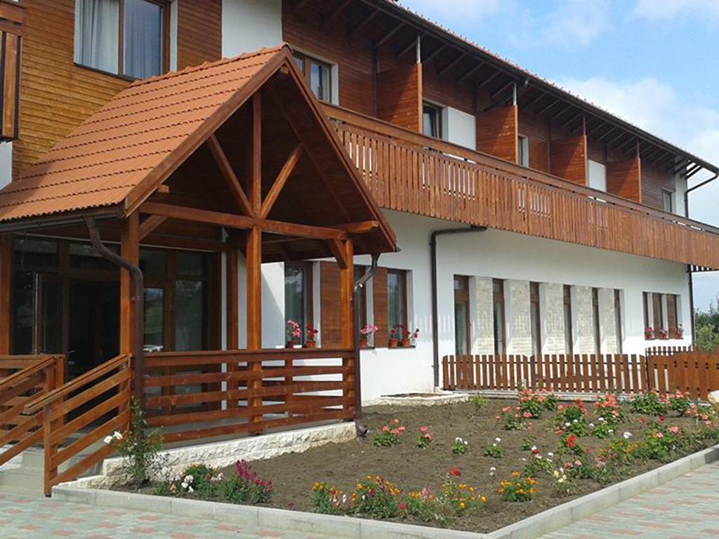 Pensiunea Casa Bunicului Mociu Exterior photo