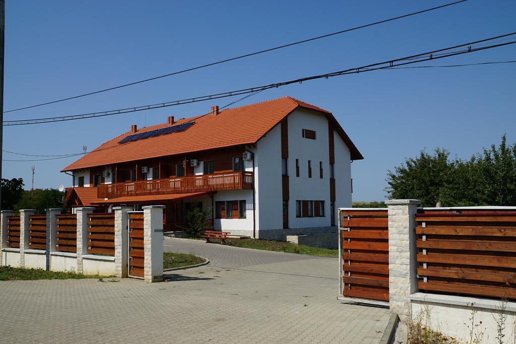 Pensiunea Casa Bunicului Mociu Exterior photo